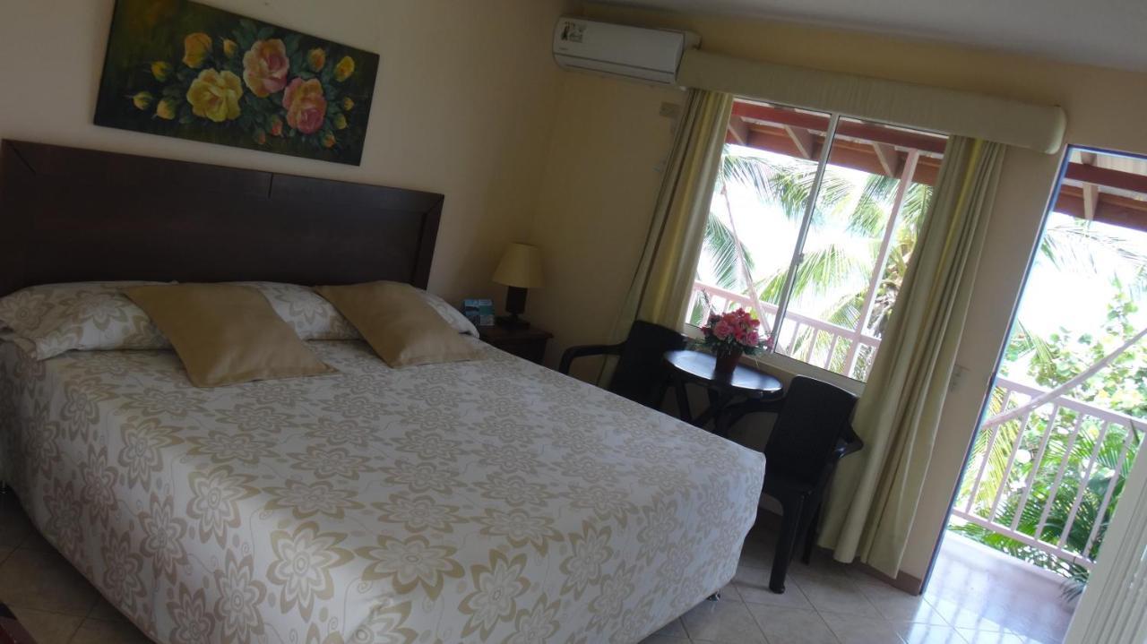 Hotel Posada Del Mar Fresh Water Bay Exterior photo