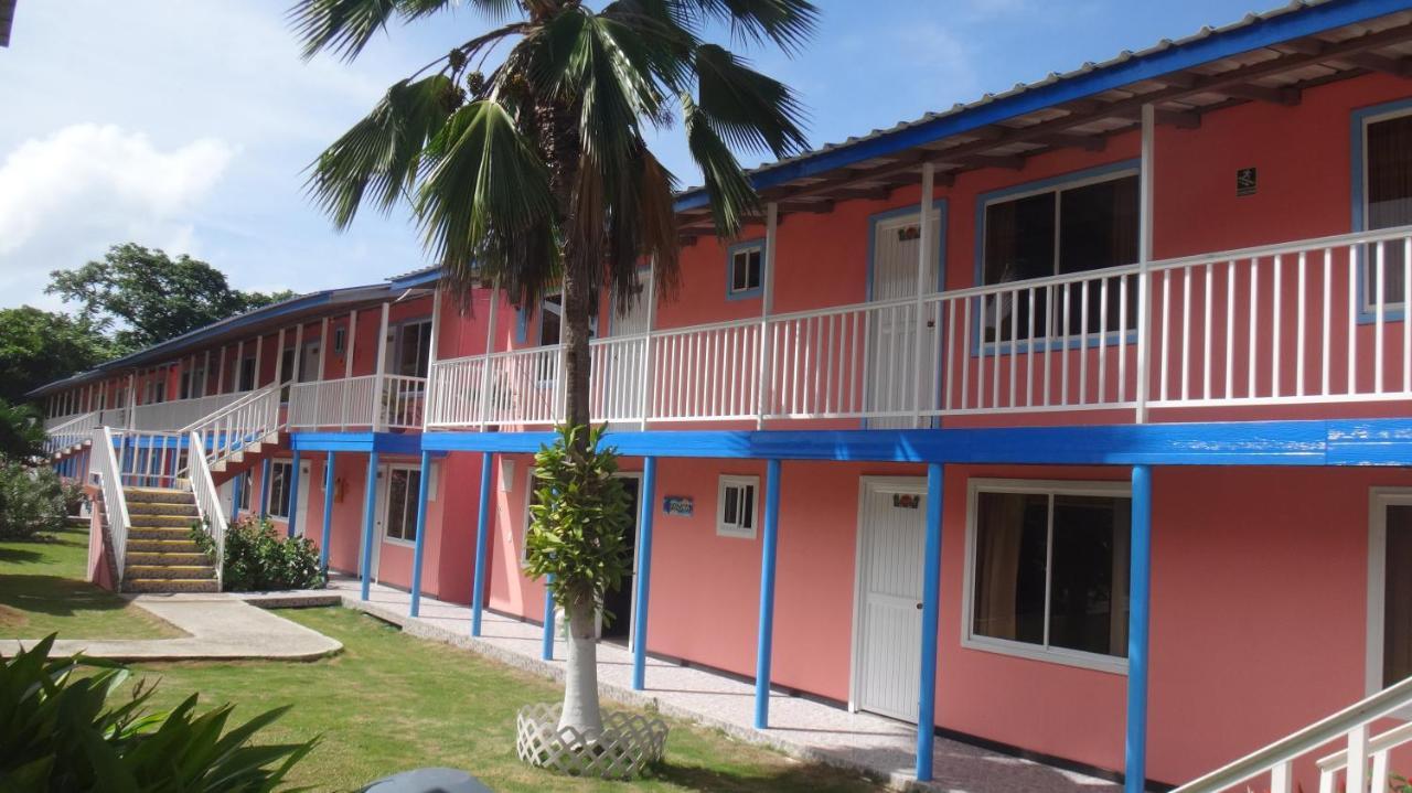 Hotel Posada Del Mar Fresh Water Bay Exterior photo